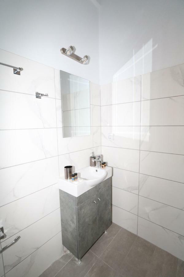 Molly Apartments Аргостолион Экстерьер фото