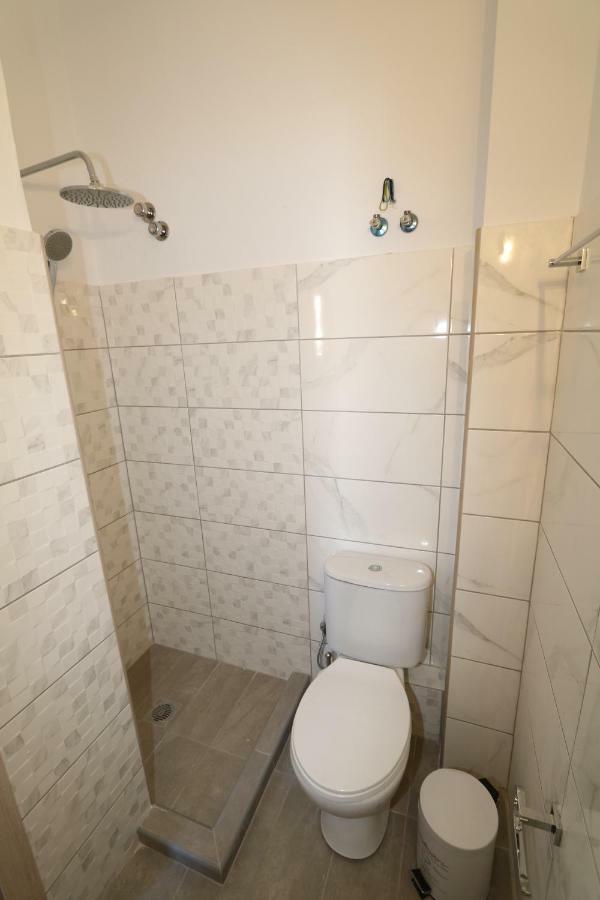 Molly Apartments Аргостолион Экстерьер фото